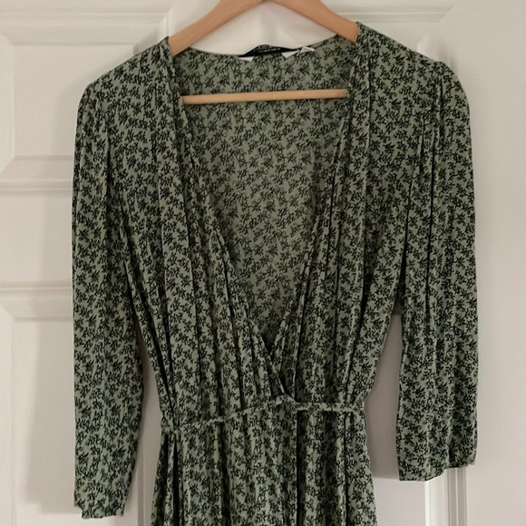 & Other Stories Dresses & Skirts - Lovely Floral Wrap Dress